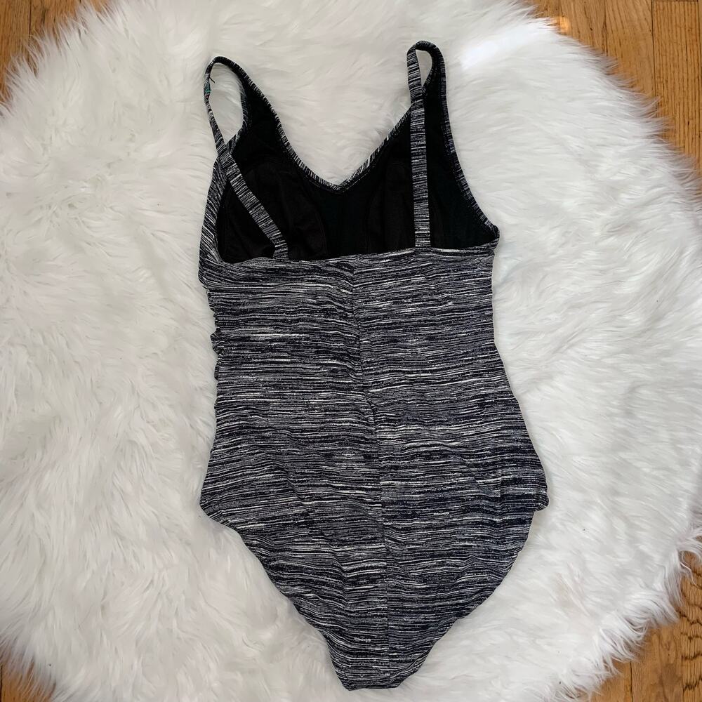 Speedo Black And White Women's One Piece Swimsuit View 3